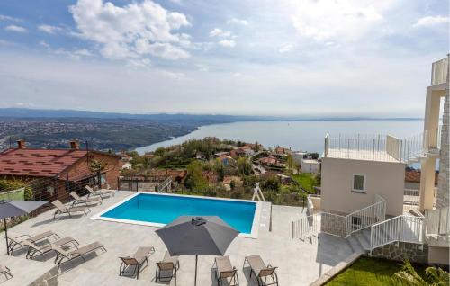 Bregi Apartment | Gorgeous Apartment In Bregi With Wifi