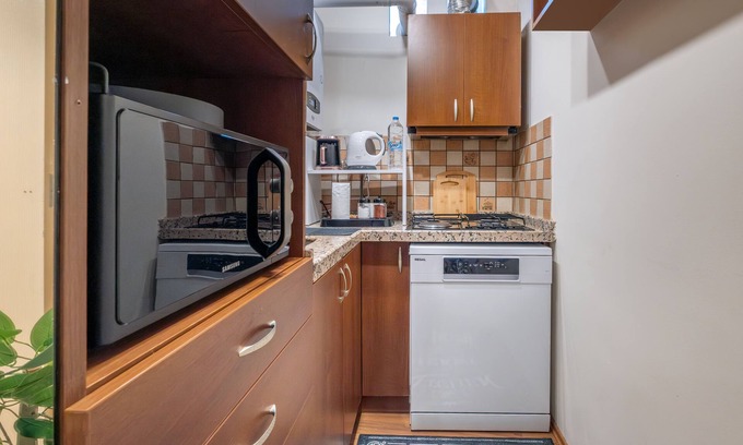 Kabatas Apartment | Gorgeous Central 1BR Apt near Galataport