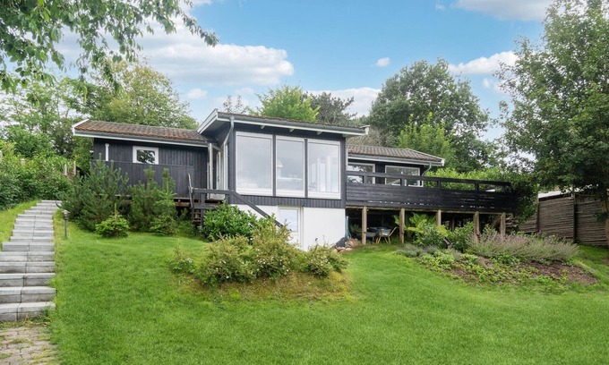 Rageleje House | Gorgeous home in Vejby with WiFi