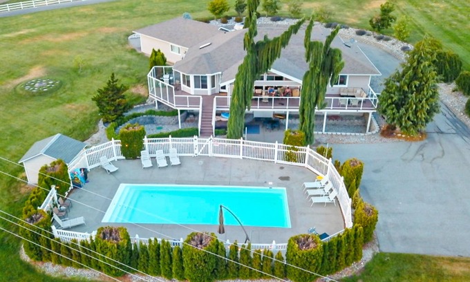 Manson House | Gorgeous home w/private pool, foosball table, hot tub, huge lawn, & lake views