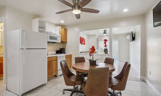 Little Woods House | Gorgeous Immaculate gated Apartment in NOLA