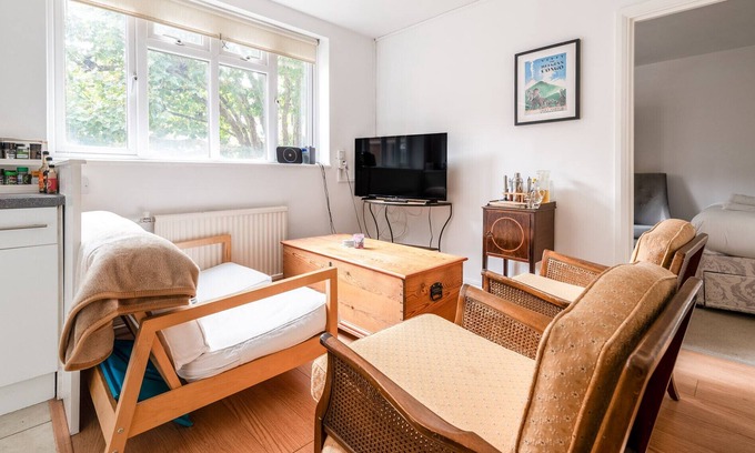Putney Apartment | Gorgeous Putney Flat