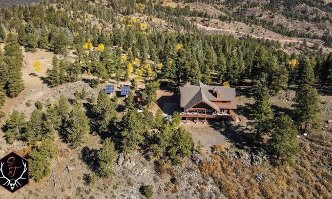 Park County Cabin | Gorgeous, secluded, peaceful, spacious Chalet
