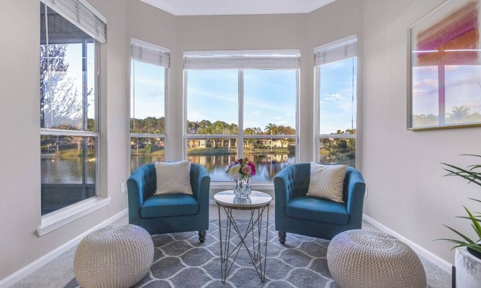 Deerwood House | Gorgeous Sunny Getaway Home