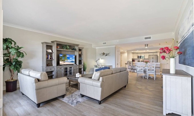 Shelter Cove Condo | Gorgeous Villa with Stunning Marina Views - Pet Friendly - Near Beach!