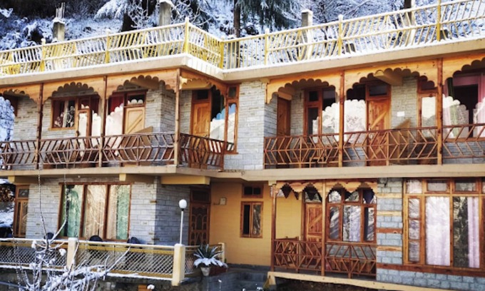 Naggar Hotel | Goroomgo Chanderlata Cottage Naggar Kullu