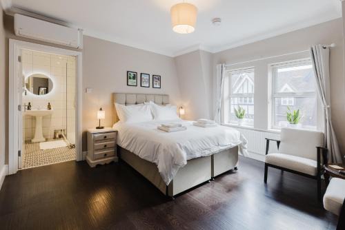 Tring House | Grace's Guesthouse Room 2