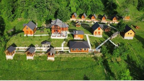 Montenegro Ski Chalet | Gradine - Katun kamp