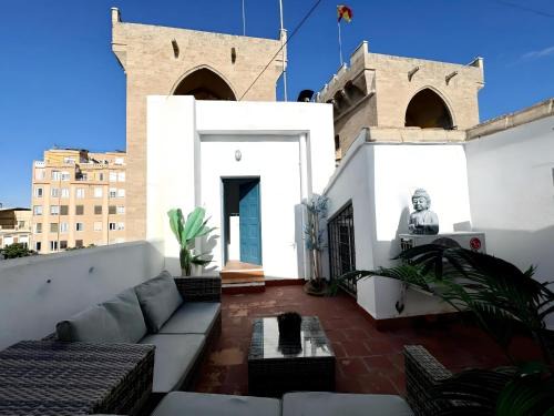 El Pilar Apartment | Gran apartamento con vista a las torres de Quart