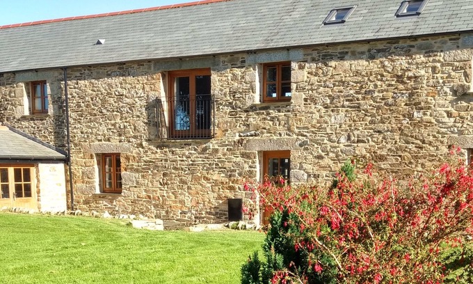 Camelford House | Granary Barn, North Cornwall