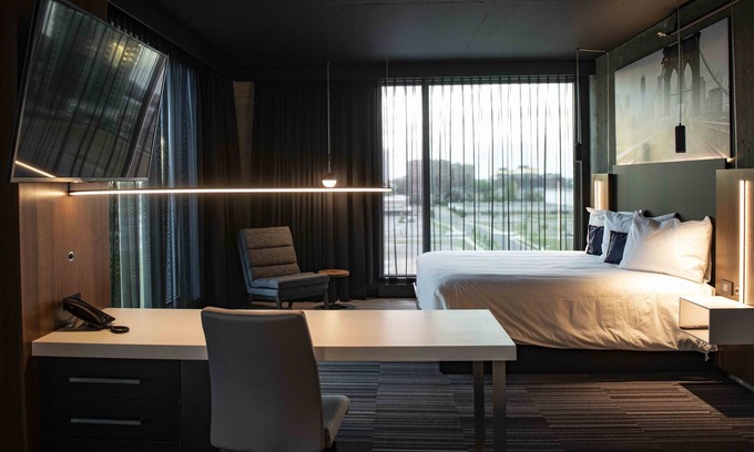 Desjardins Hotel | Grand Hôtel TIMES Lévis