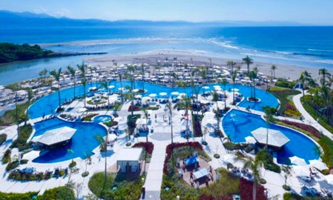 Nuevo Vallarta Resort | Grand Luxxe Nuevo Vallarta, Nayarit, Mexico Christmas Week & New Year's Week