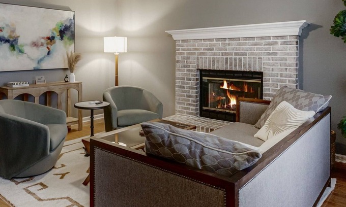 Westfield House | Grand Park Home, 10 min to Westfield Downtown