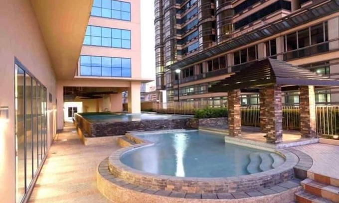 Ermita Condo | Grand Riviera Condotel Near St Lukes Medical Center