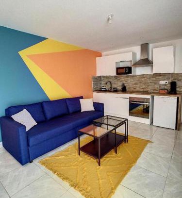 Saint-Acheul Apartment | GRAND STUDIO AMIENS GARE TOUT CONFORT WIFI NETFLIX 2PERS