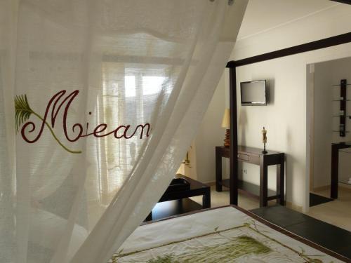 Ensues-la-Redonne Bed & Breakfast | Grand Studio "Méjean" - Domaine Ciel et Mer