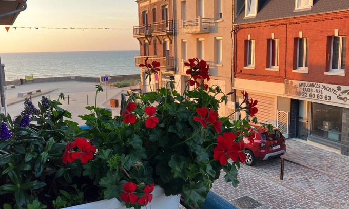 Ault House | Grand Triplex vue mer centre du village