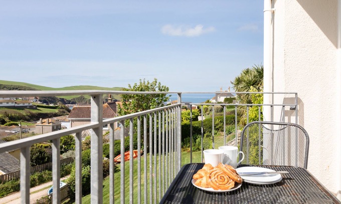 Hope-Cove Cottage | GRAND VIEW, family friendly, country holiday cottage in Hope Cove