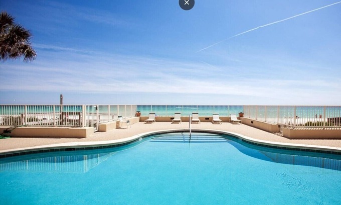 Bel Air Resort | Grande Surf Club 4W