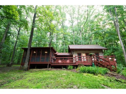 Nashville House | Grandma Barnes Cabin