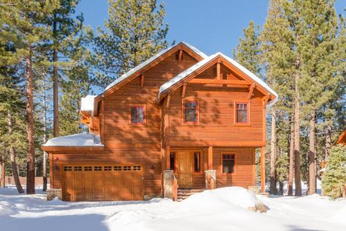 Stonegate House | Gray Bear 454