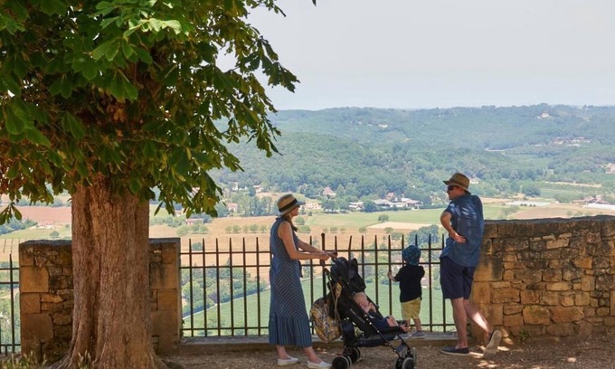 Gourdon House | Great 4-person vacation home in Dordogne /Lot - on a child-friendly park
