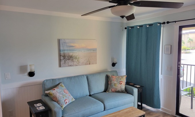 Folly Field Condo | Great amenities, CLEAN, Convenient!