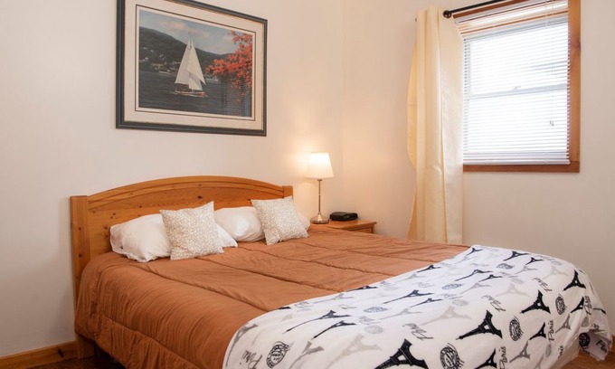 Drummond-North Elmsley Condo | Great Blue Resorts - McCreary's Beach Resort - Perth - 2 Bedroom Beachfront Condo