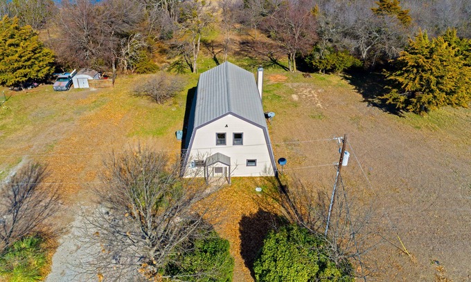 Farmersville House | Great Lakefront Retreat