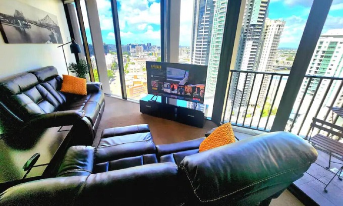 Brisbane Central Business District Apartment | Great location and amazing views