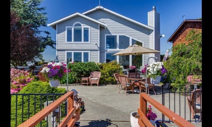 Ferndale House | Great place to spend a few days this summer, boat mooring available.