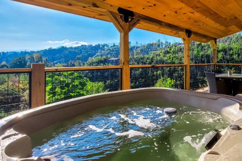 Chalet Village North House | Great Smoky Hideout