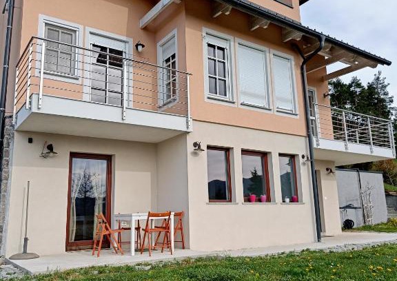 Cerknica Apartment | Green Apartment Cerknica