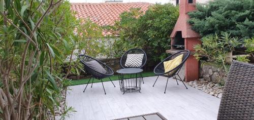 Gajac Apartment | Green Garden Gajac Apartman