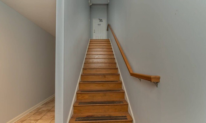Downtown Apartment | Green Jacket Getaway - Augusta Downtown Delight