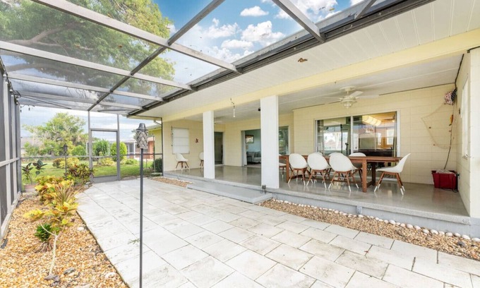 Overbrook Gardens House | Greenlawn Overbrook Gardens Home