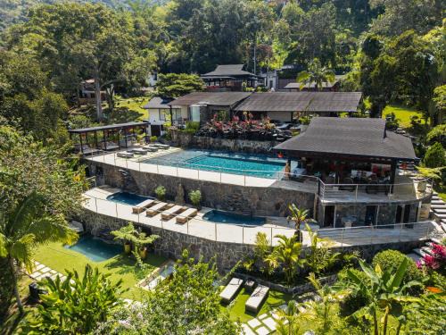 La Vega Hotel | GreenOriental Resort