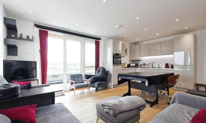 Woolwich Apartment | Greenwich O2 Apartment