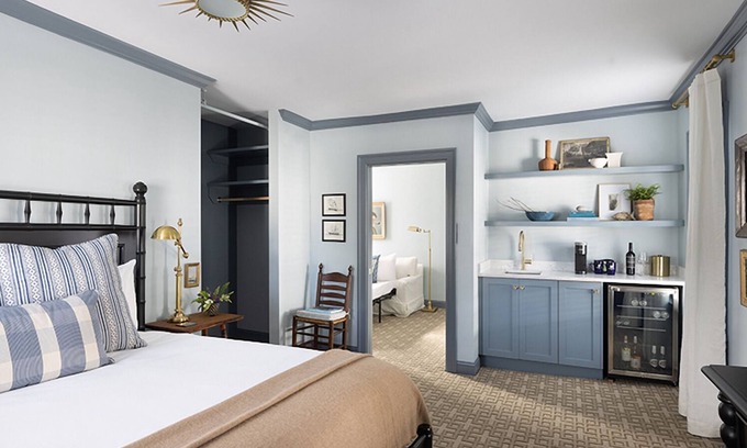 Kennebunkport Hotel | Griffin Suite at Kennebunkport Inn, Free Parking, Near Kennebunkport Marina