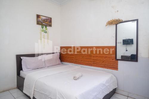 Depok Hotel | Griya Jasmine Syariah Seturan Mitra RedDoorz