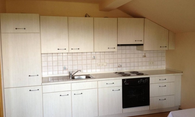 Silberberg Apartment | Großzügige Ferienwohnung (75qm) im Dachgeschoss