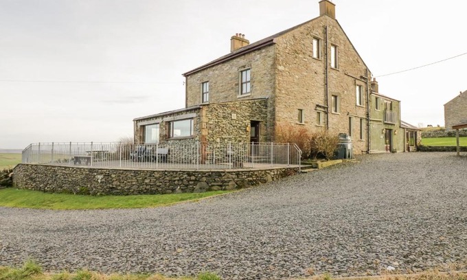 Ulverston House | Groffa Crag Farmhouse