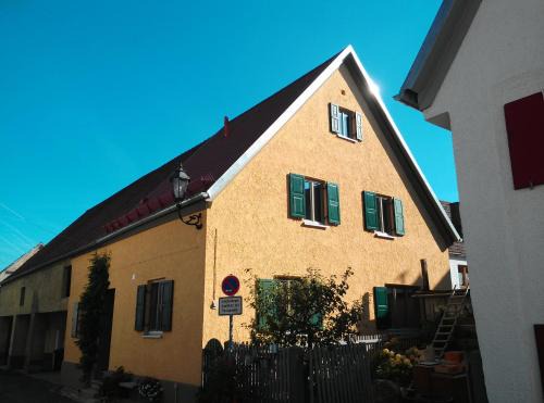 Lauingen House | Grossvaters Haus - Oba's Heisle