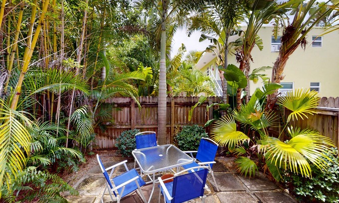 Flamingo Parks Apartment | Ground-floor apt near downtown & beach with patio, streaming, W/D, central AC