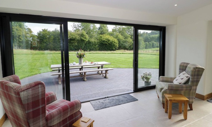 Wall-under-heywood Cottage | Grove Farm