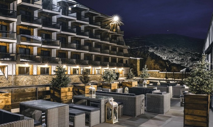 Kazbegi Apartment | Gudauri Hills ApartHotel