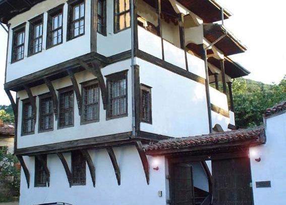 Lyaskovo House | Guest House Konsulato