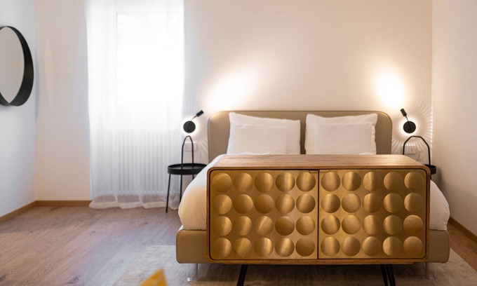 Merano Historic Center Bed & Breakfast | Guesthouse diWINE