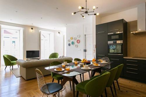 Misericordia Apartment | GuestReady - Gorgeous 3BR near Time Out Market