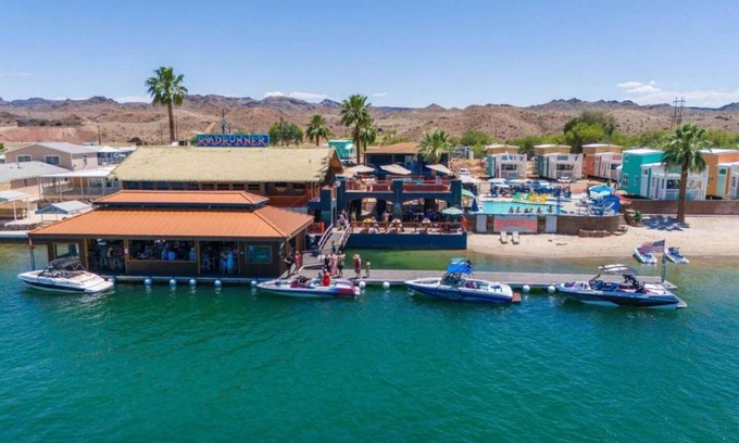 Parker Strip House | Guitars & Tiki Bars, Roadrunner Resort
